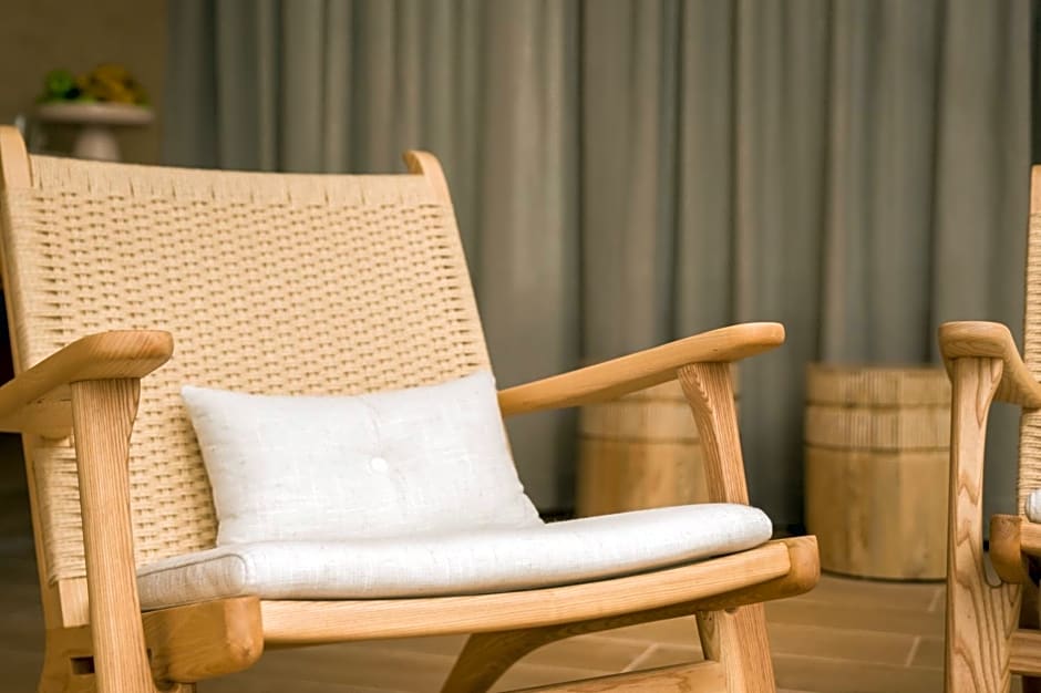 Almond Hotel - Adults only