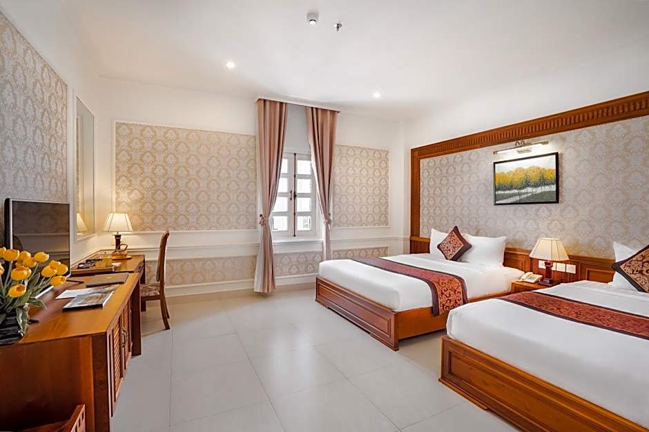 Riverside Hotel Quang Binh