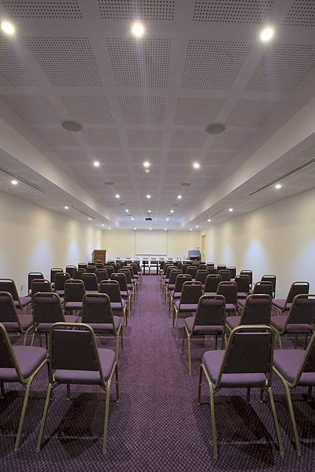 El Sheikh Suites Hotel