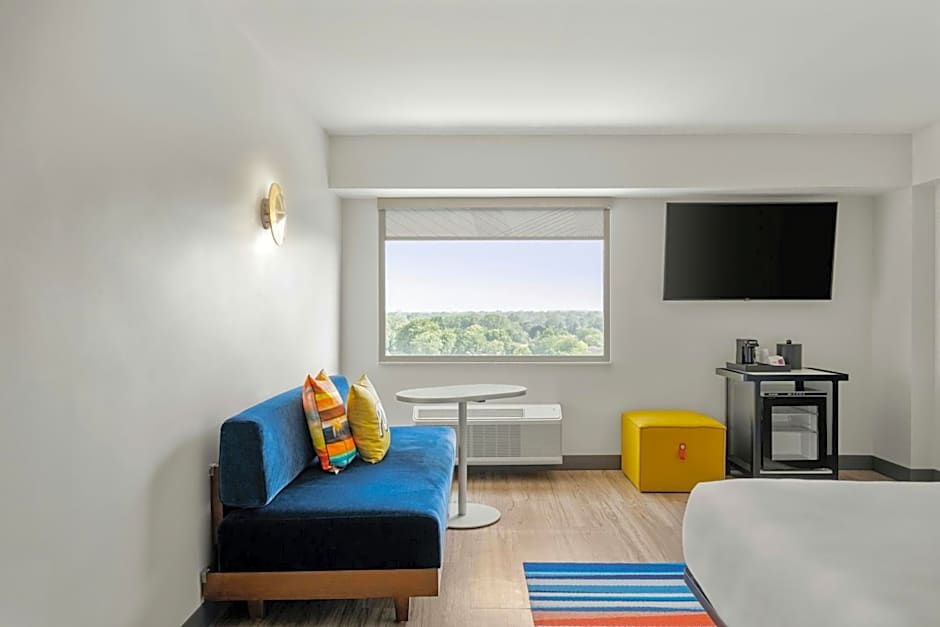 Aloft by Marriott Chicago Schaumburg