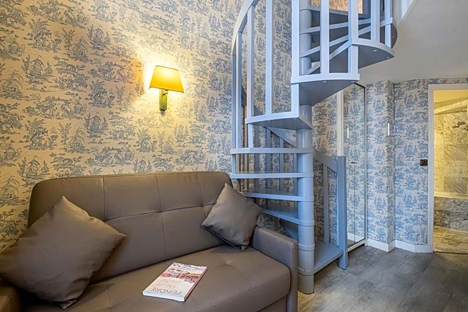 Hotel Baudelaire Opera