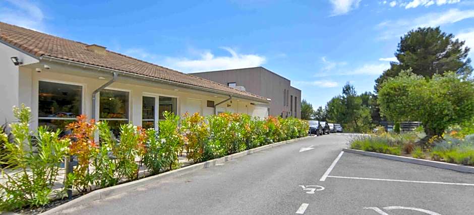 Kyriad Résidence Cabriès - Plan de Campagne