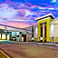 La Quinta Inn & Suites by Wyndham Detroit Metro Airport