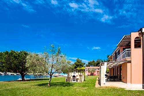 Apartments Sol Amfora for Plava Laguna