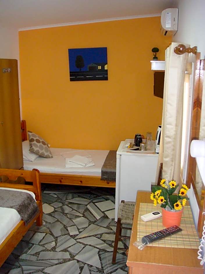 Boussetil Rooms CapAnMat