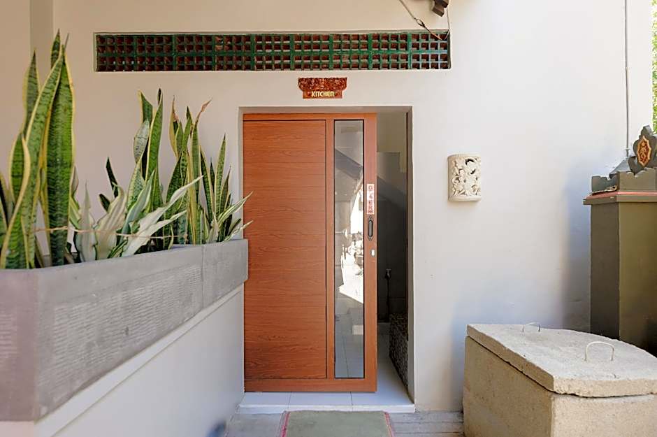 Urbanview Hotel Rasa Sayang Inn Tanjung Benoa Bali