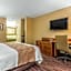 Quality Inn & Suites near Robins Air Force Base