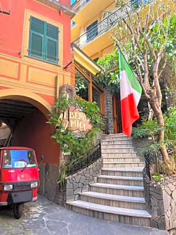 Albergo Degli Amici