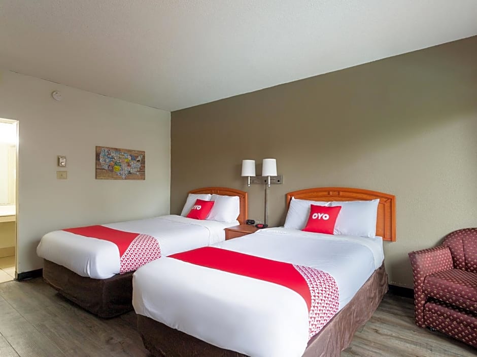 OYO Hotel Sumter SC Downtown