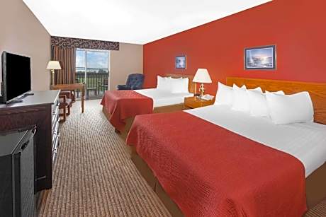 Deluxe Queen Room with Two Queen Beds - Lake View - Non-smoking