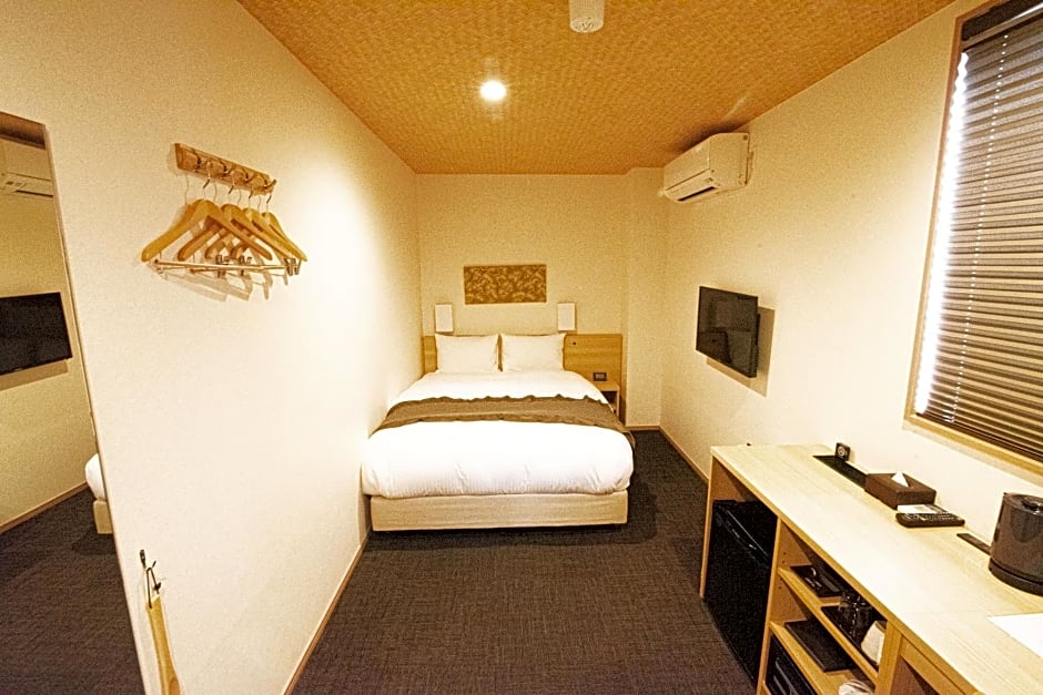 Xcellent Hotel