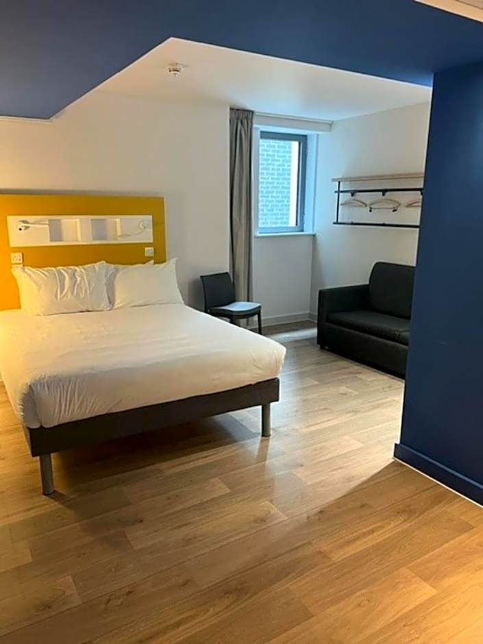 ibis budget Swindon