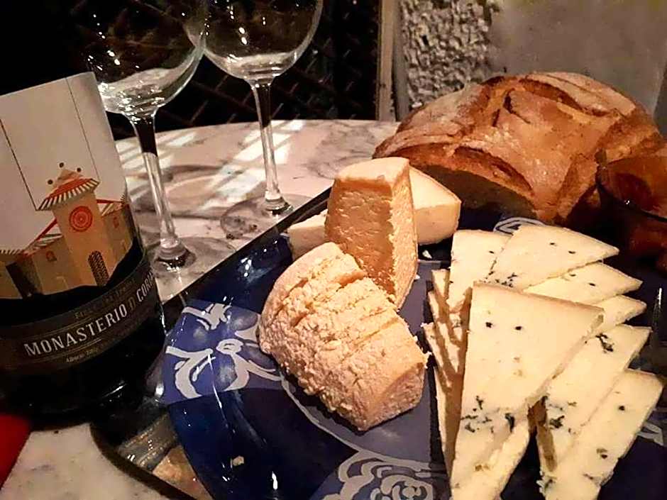 Habitaciones La Cuevona de Guitiriz,Parga, en el camino norte Lugo