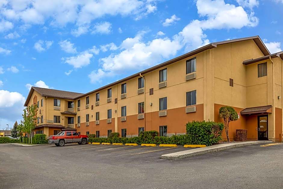 Super 8 by Wyndham Butte MT