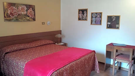 Quadruple Room with Private Bathroom