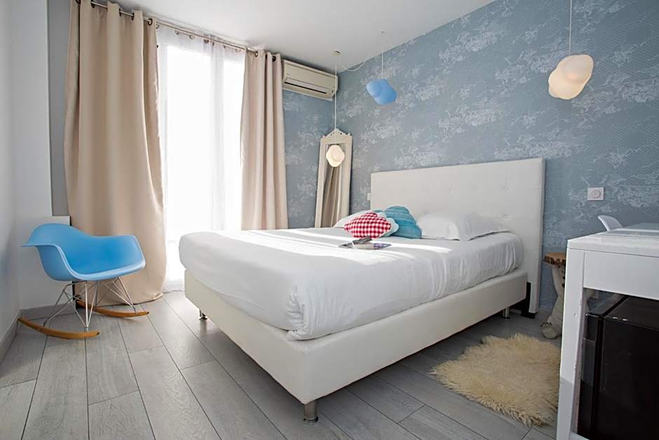 Hotel Mademoiselle