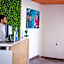La Lola Hotel & Suites