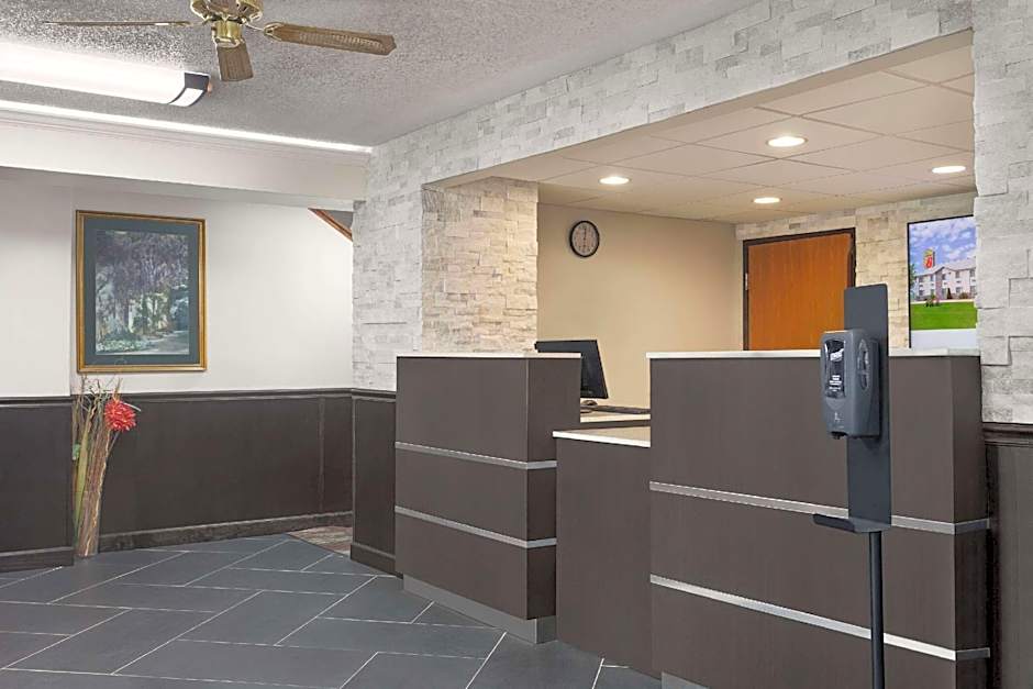 Super 8 by Wyndham Chillicothe
