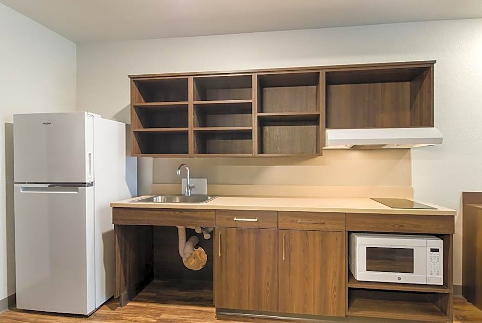 WoodSpring Suites Thornton-North Denver