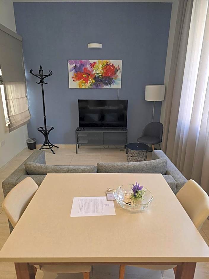 D Townhouse Boutique Suites