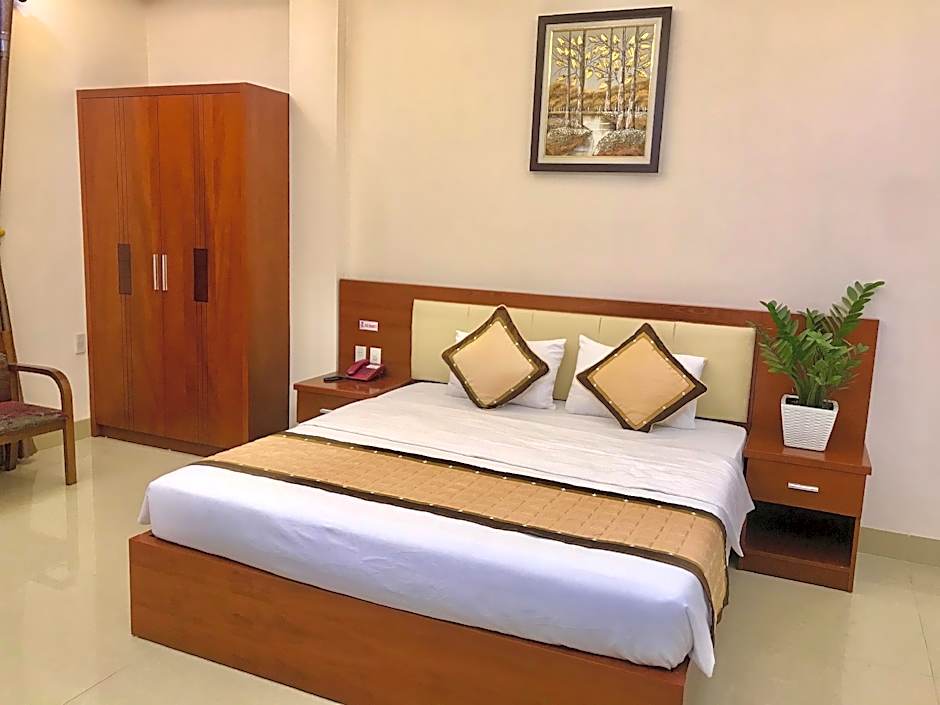 Binh Minh Riverside Hotel