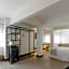Parque del Lago Boutique Hotel