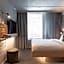 Moxy Frankfurt City Center