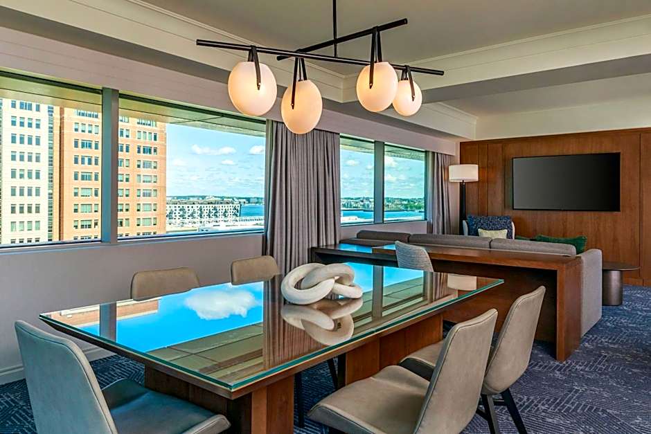 Renaissance Boston Seaport District