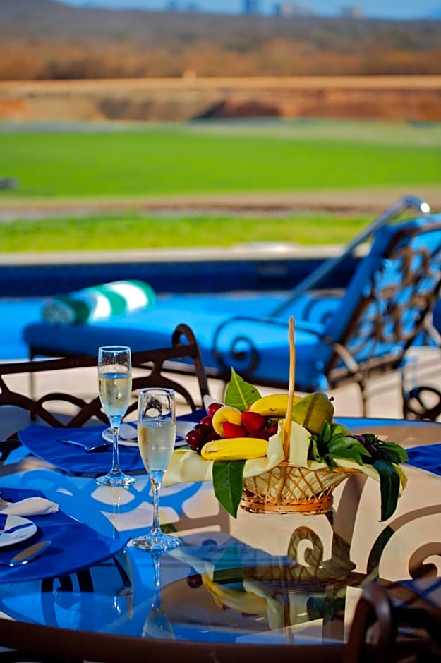 Pueblo Bonito Emerald Luxury Villas & Spa All Inclusive