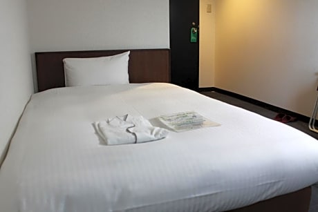 Single Room - Non-Smoking - Long Stay