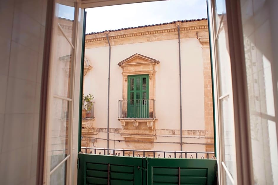 Palazzo Conti Camere & Suites