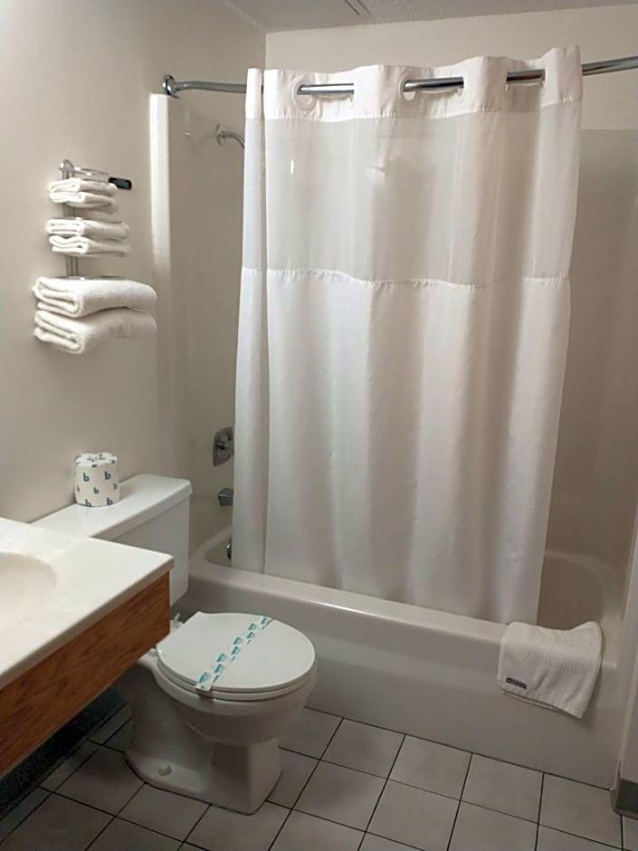 Sauk River Inn & Suites, a Travelodge by Wyndham