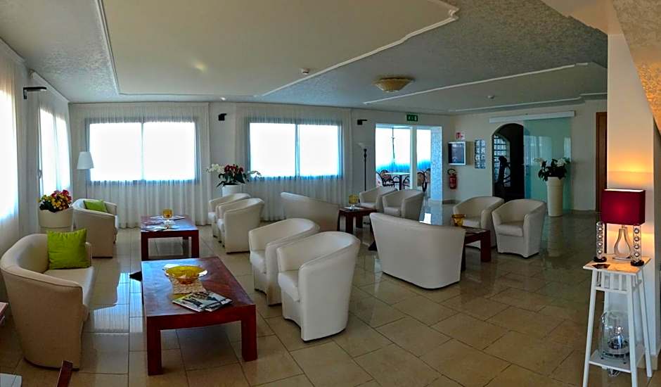 Hotel Centrale Frontemare