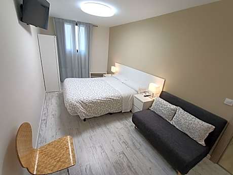 Standard Twin Room with Sofa