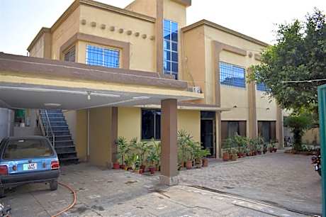 Town Palace Guest House