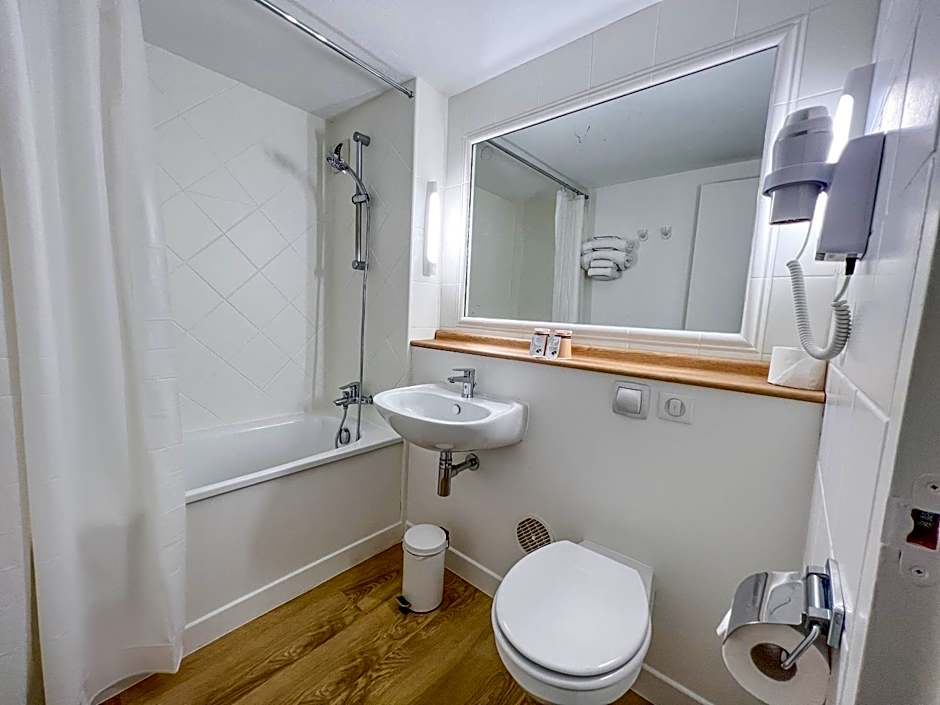 Kyriad Cannes - Mandelieu