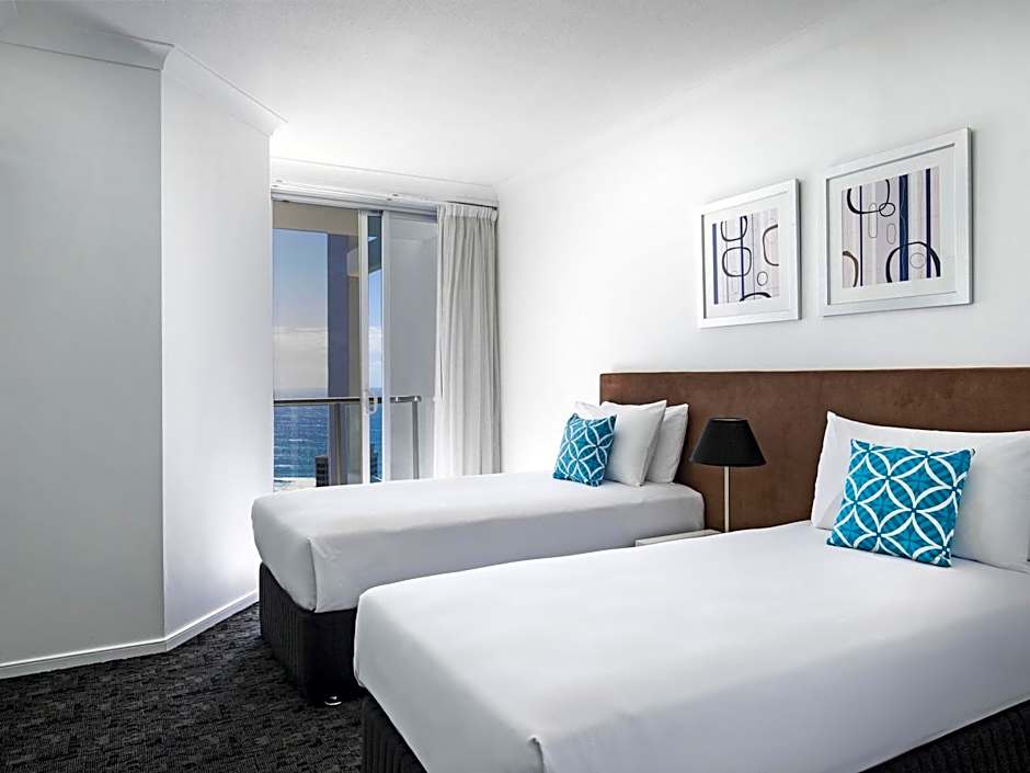Mantra Towers of Chevron Surfers Paradise