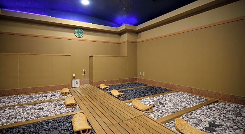Apa Hotel Kanazawa-Chuo