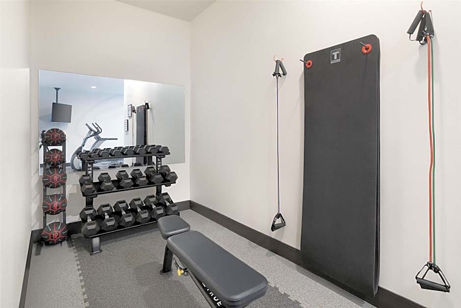 Best Western Plus Frontier Inn