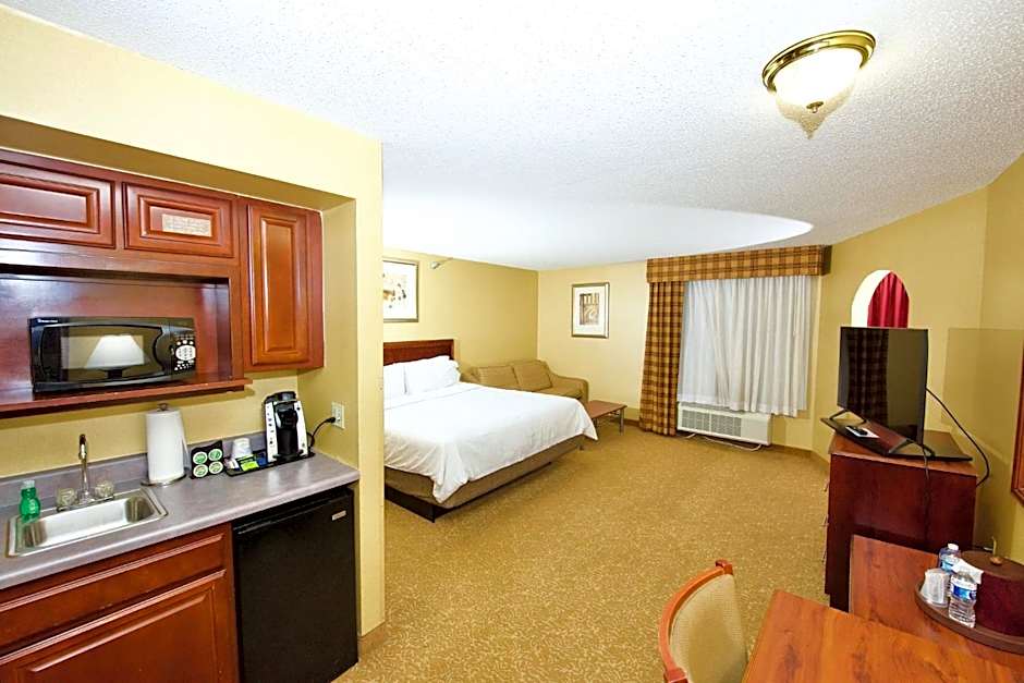 Holiday Inn Express Hotel And Suites Fenton-I-44 By IHG