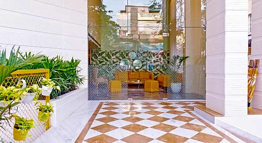 Bloom Hotel - Indiranagar