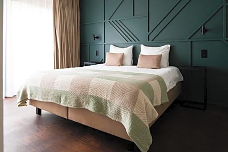 Modern Suite