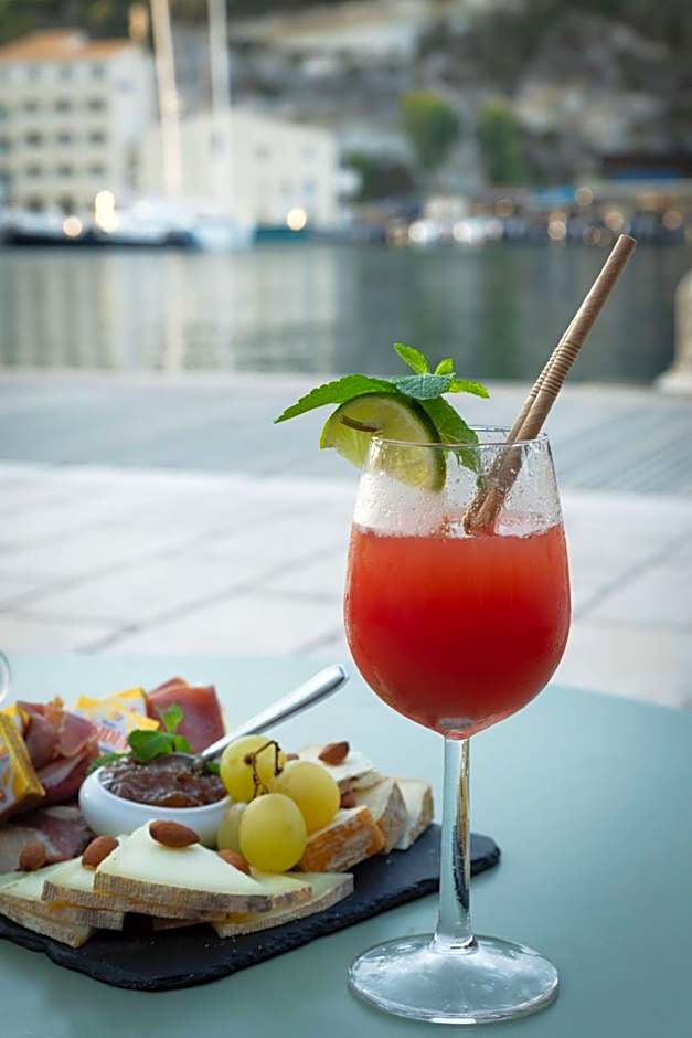 Best Western Hotel Du Roy D'Aragon