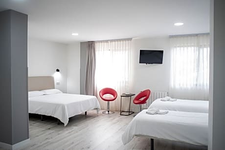 Classic Quadruple Room