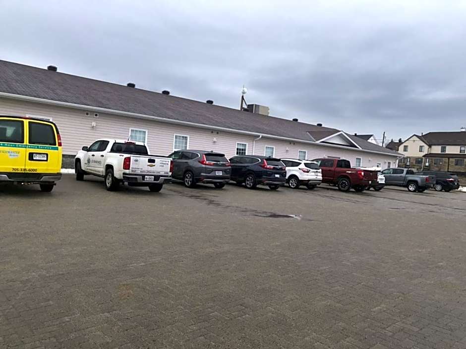 Auberge MacDonald Guest Inn