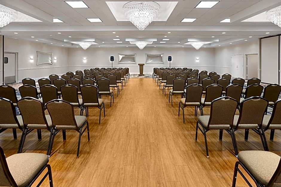 Days Hotel by Wyndham Toms River Jersey Shore