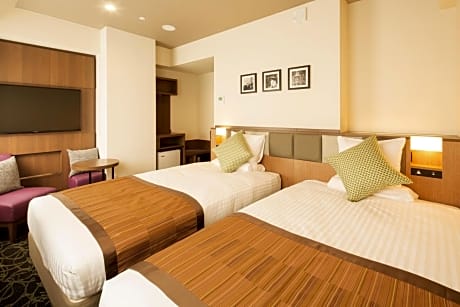Standard Twin Room - Non-Smoking