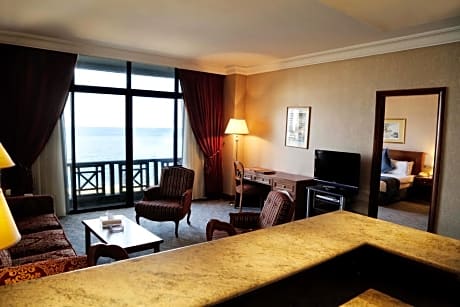 Executive Suite Sea View and Balcony