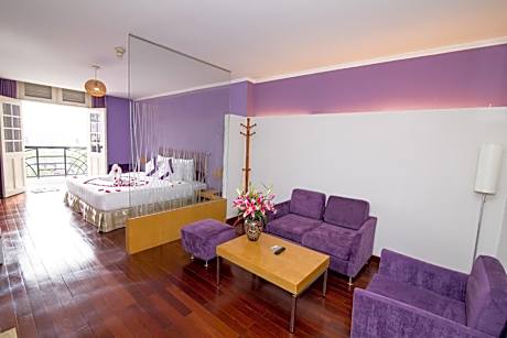 Premium Deluxe Room