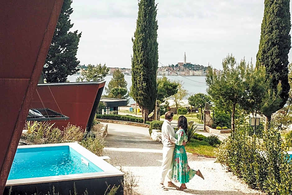 Porton Nature Hideouts